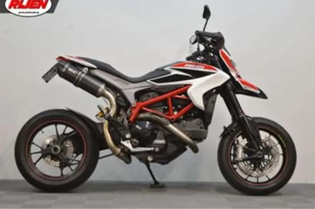 Ducati Hypermotard 821 SP (2015) thumbnail 2