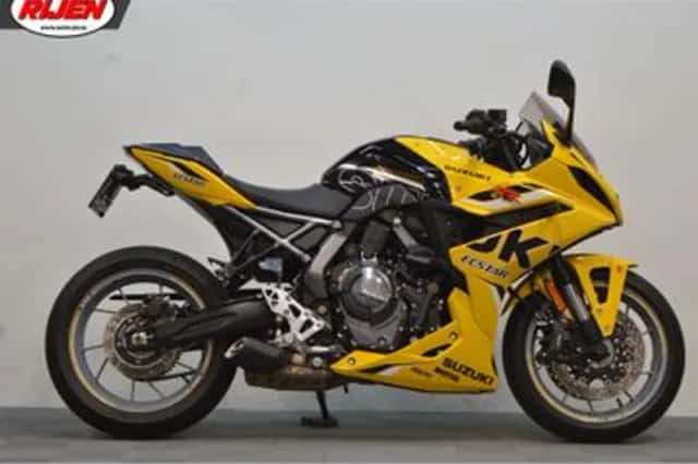 Suzuki GSX-8R (2026) thumbnail 2