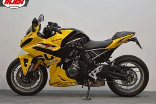 Suzuki GSX-8R (2026) thumbnail 3