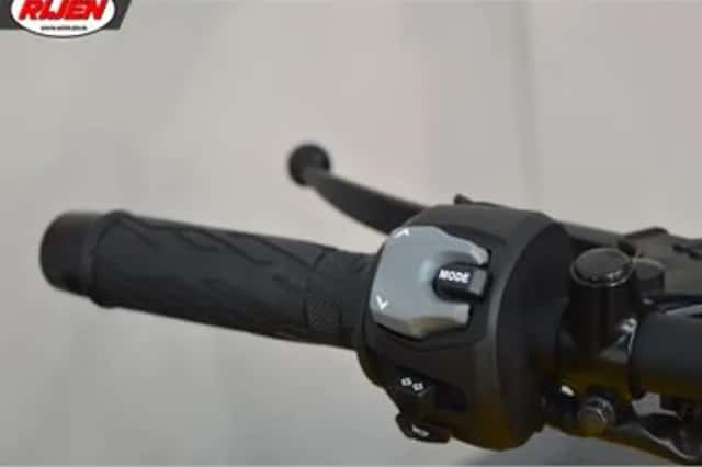 Suzuki GSX-8R (2026) thumbnail 5