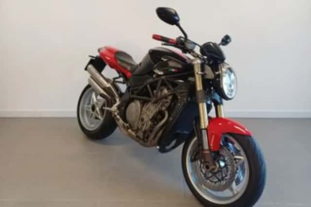 MV Agusta Brutale 910 (2006) thumbnail 3