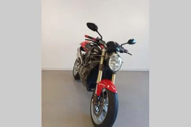 MV Agusta Brutale 910 (2006) thumbnail 4