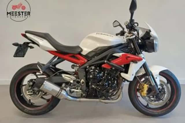 Triumph Street Triple R (2013) thumbnail 1
