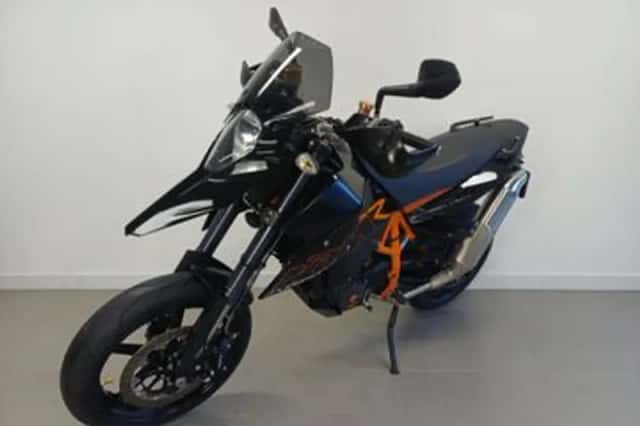 KTM 690 Supermoto R (2009) thumbnail 5
