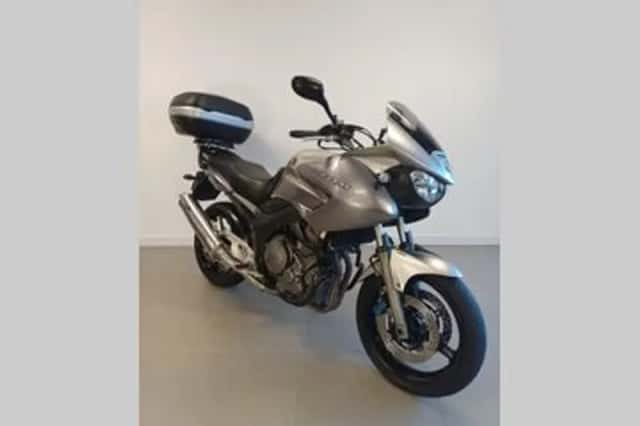 Yamaha TDM 900 (2005) thumbnail 3