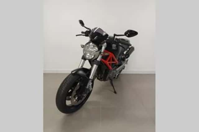 Ducati Monster 696 (2009) thumbnail 5