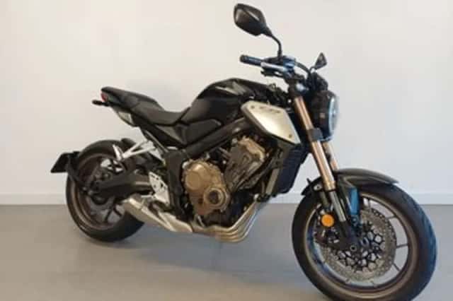 Honda CB650R (2019) thumbnail 2