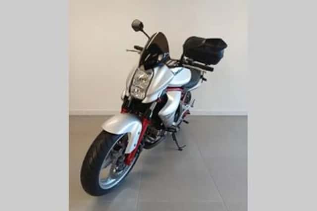 Kawasaki Er-6n (2008) thumbnail 5