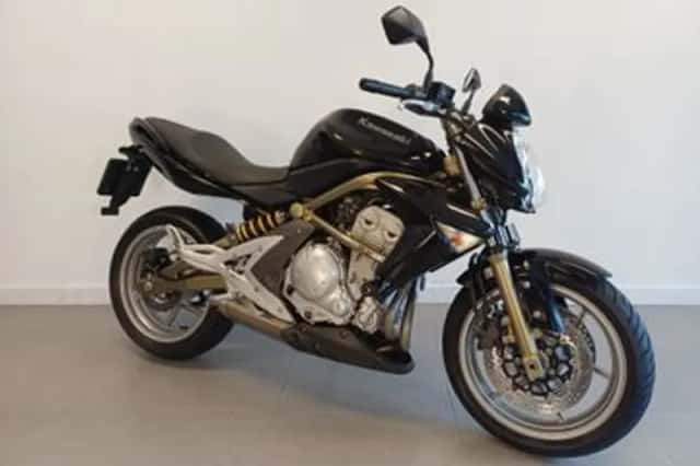 Kawasaki Er-6n (2006) thumbnail 2