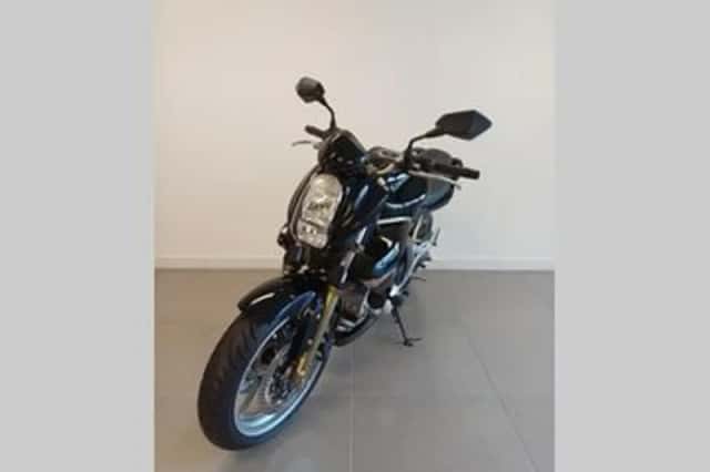 Kawasaki Er-6n (2006) thumbnail 5