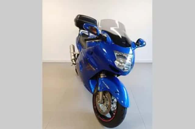 Honda CBR 1100 XX Super Blackbird (1999) thumbnail 4