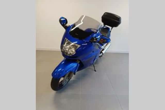 Honda CBR 1100 XX Super Blackbird (1999) thumbnail 5