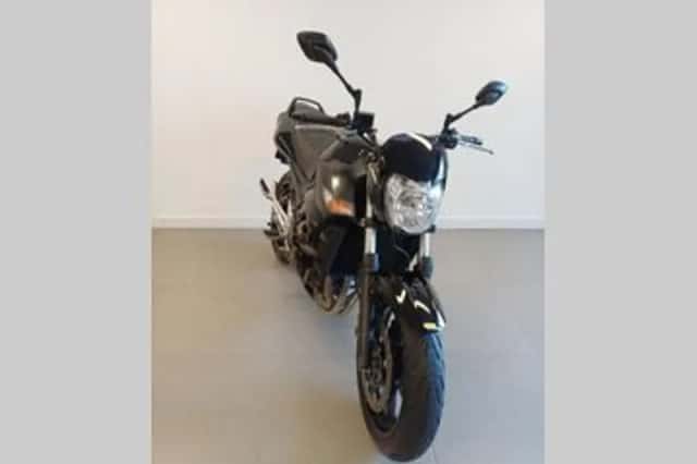 Suzuki GSR600 (2009) thumbnail 4