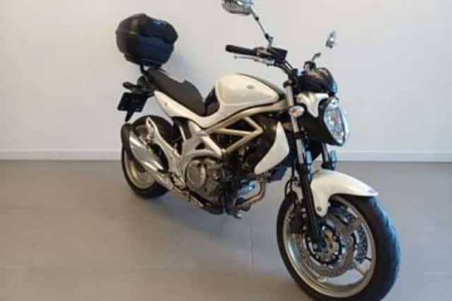 Suzuki SFV 650 Gladius (2009) thumbnail 3
