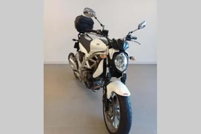 Suzuki SFV 650 Gladius (2009) thumbnail 4