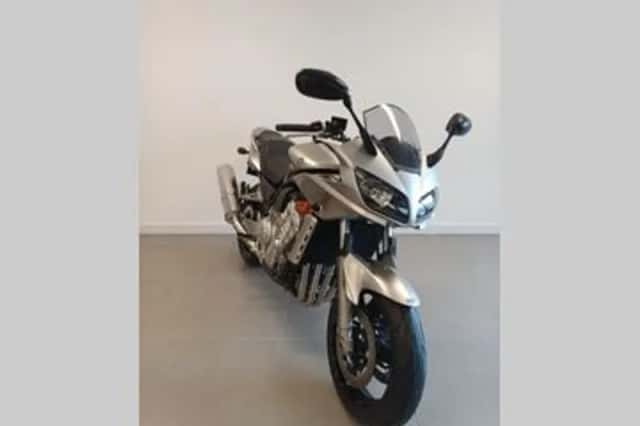 Yamaha FZS 1000 Fazer (2003) thumbnail 4