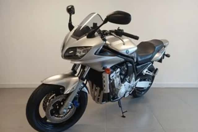 Yamaha FZS 1000 Fazer (2003) thumbnail 6