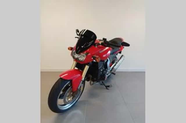 Kawasaki Z1000 (2004) thumbnail 5