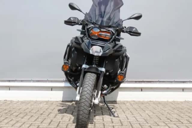 BMW R 1250 GS Adventure (2022) thumbnail 3