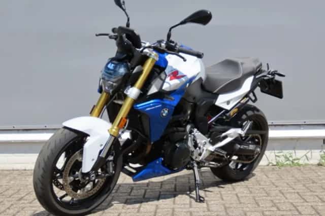 BMW F 900 R (2024) thumbnail 2