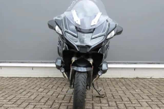 BMW R1250 RT (2023) thumbnail 3