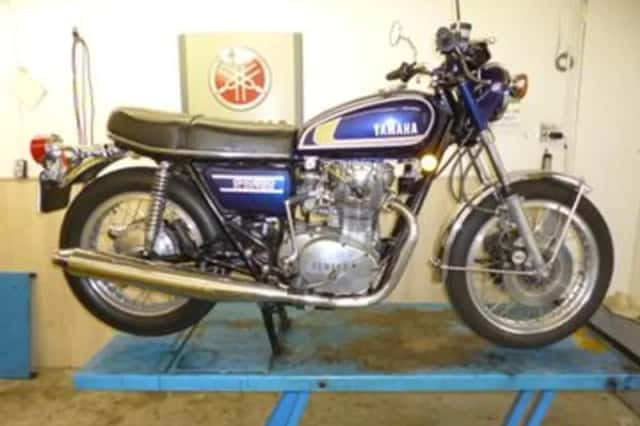 Yamaha XS 650 (1975) thumbnail 1