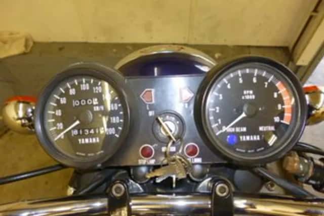 Yamaha XS 650 (1975) thumbnail 4