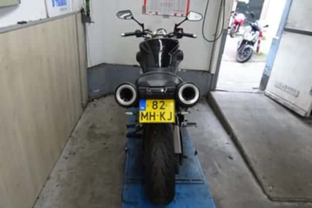 Yamaha MT-01 (2009) thumbnail 4