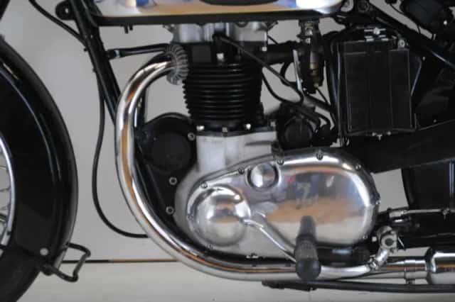 BSA A10 Golden Flash (1953) thumbnail 2