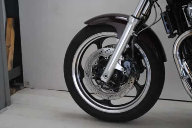 Kawasaki Zephyr 1100 (1993) thumbnail 2
