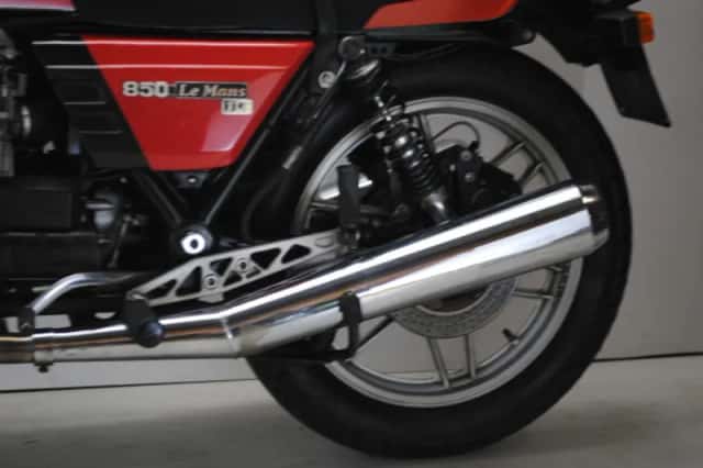 Moto Guzzi Le Mans 850 III (1985) thumbnail 3