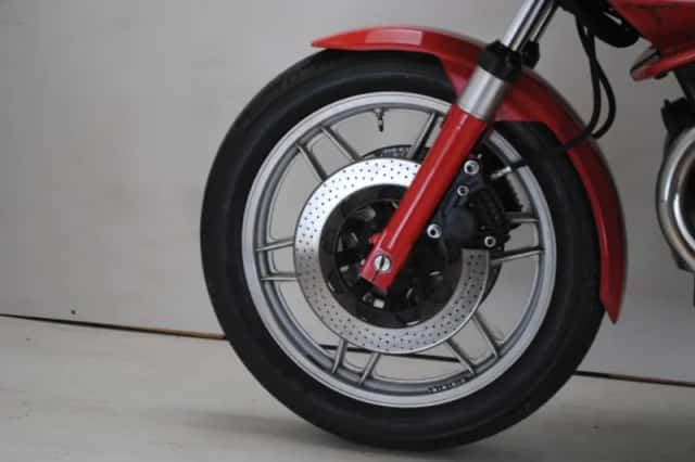 Moto Guzzi Le Mans 850 III (1985) thumbnail 4