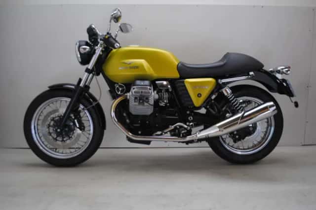Moto Guzzi V7 (2010) thumbnail 1