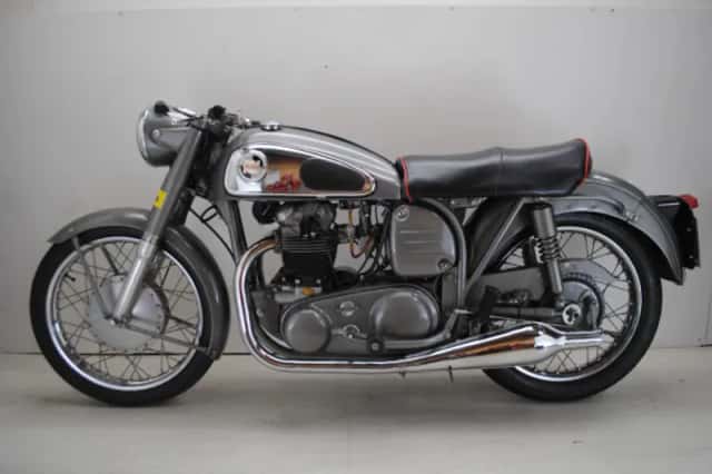 Norton Dominator 88 (1958) thumbnail 1