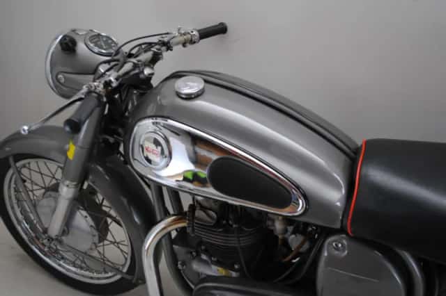 Norton Dominator 88 (1958) thumbnail 5
