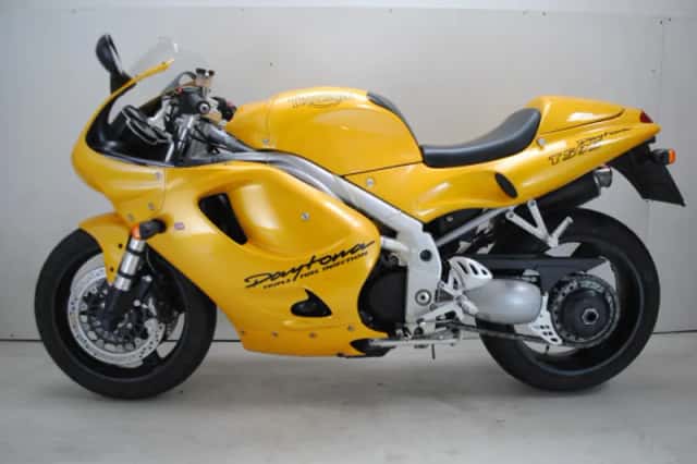 Triumph Daytona T 595 (1997) thumbnail 1