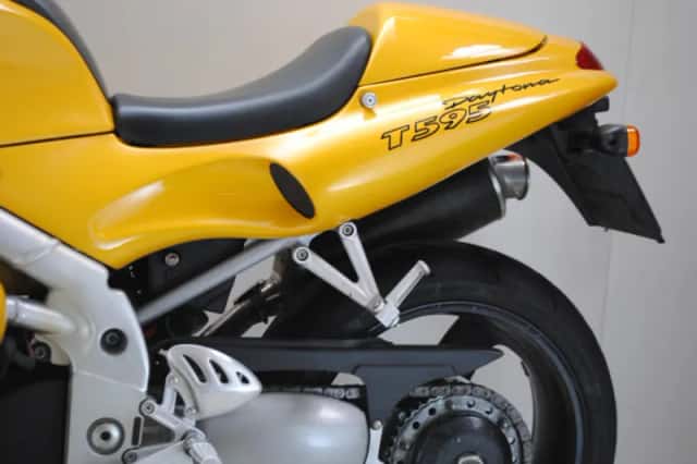 Triumph Daytona T 595 (1997) thumbnail 5