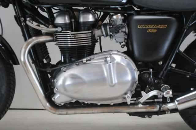 Triumph Thruxton (2012) thumbnail 4
