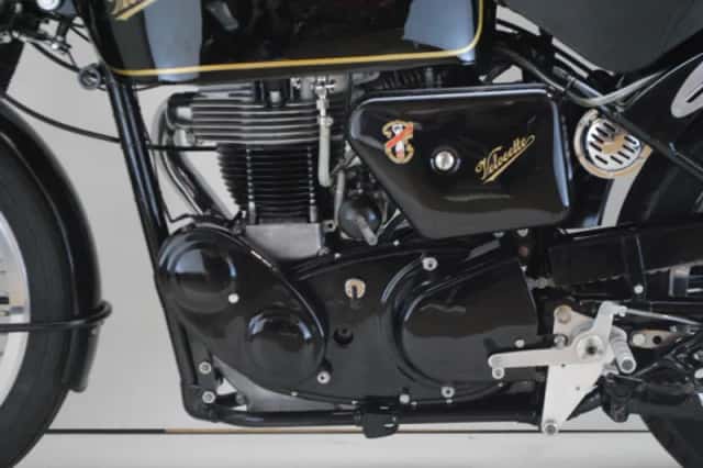 Velocette Venom Thruxton (1963) thumbnail 2