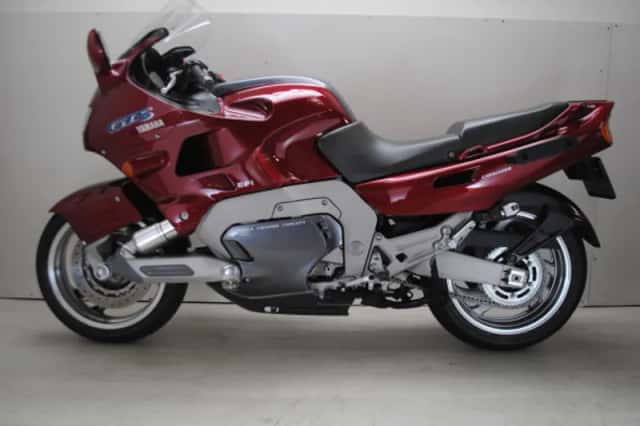 Yamaha GTS1000 (1994) thumbnail 1