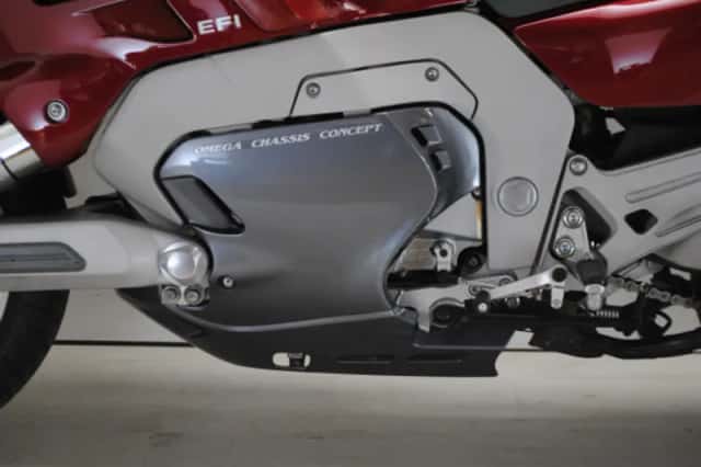 Yamaha GTS1000 (1994) thumbnail 5