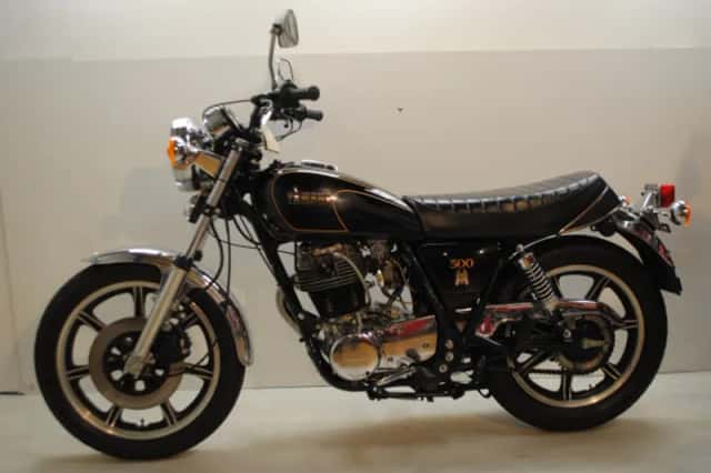 Yamaha SR 500 (1984) thumbnail 1