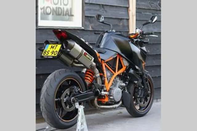 KTM 990 Super Duke R (2008) thumbnail 4