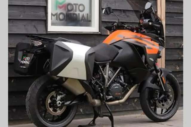 KTM 1290 Super Adventure S (2019) thumbnail 2