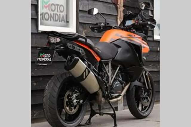 KTM 1290 Super Adventure S (2019) thumbnail 6
