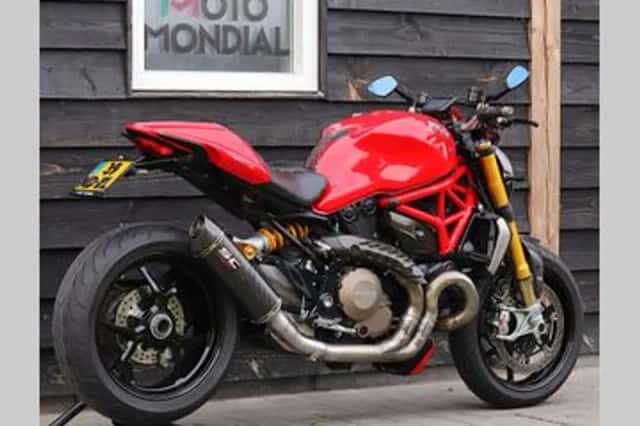 Ducati Monster 1200 S (2014) thumbnail 2