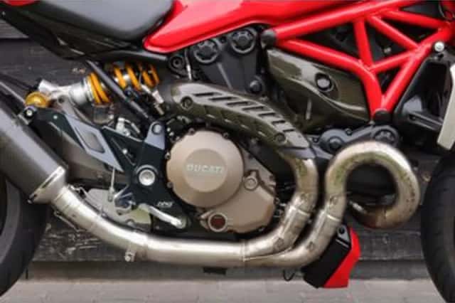 Ducati Monster 1200 S (2014) thumbnail 6