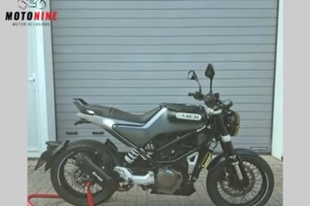 Husqvarna Svartpilen 401 (2020) thumbnail 1