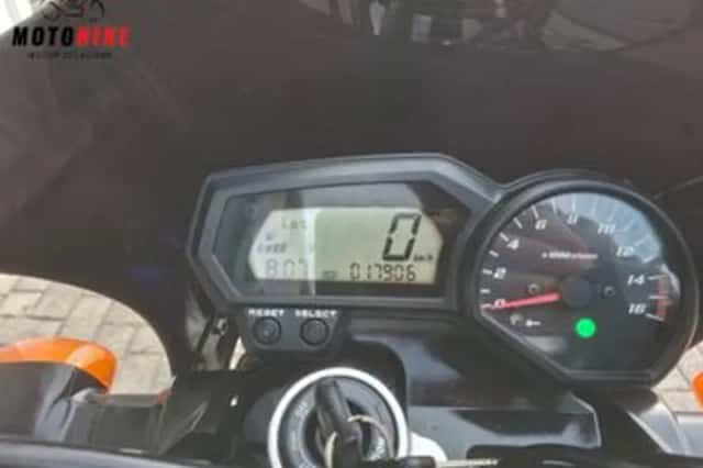Yamaha FZ 6N (2010) thumbnail 3