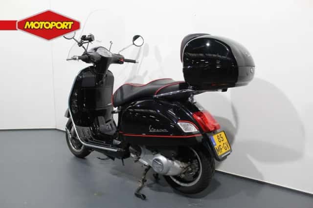 Vespa GTS 250 (2016) thumbnail 4